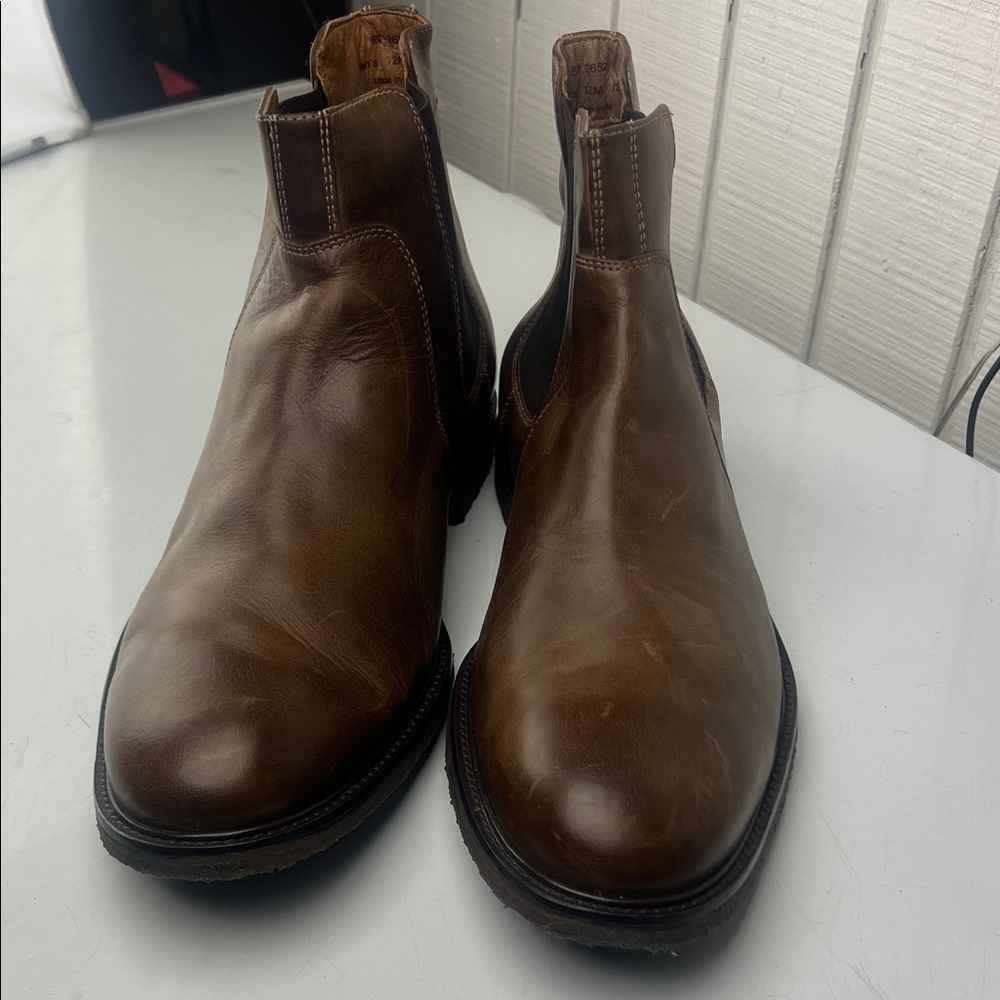 Johnston & Murphy Rich Brown Leather Boots
